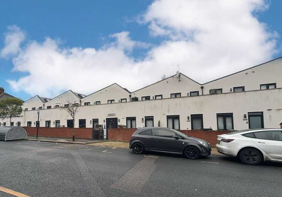 Property photo 1